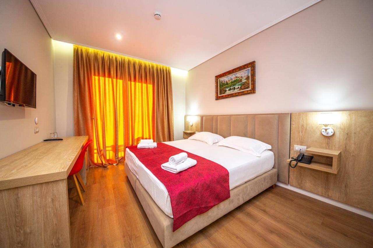Class Hotel Ксамил Экстерьер фото