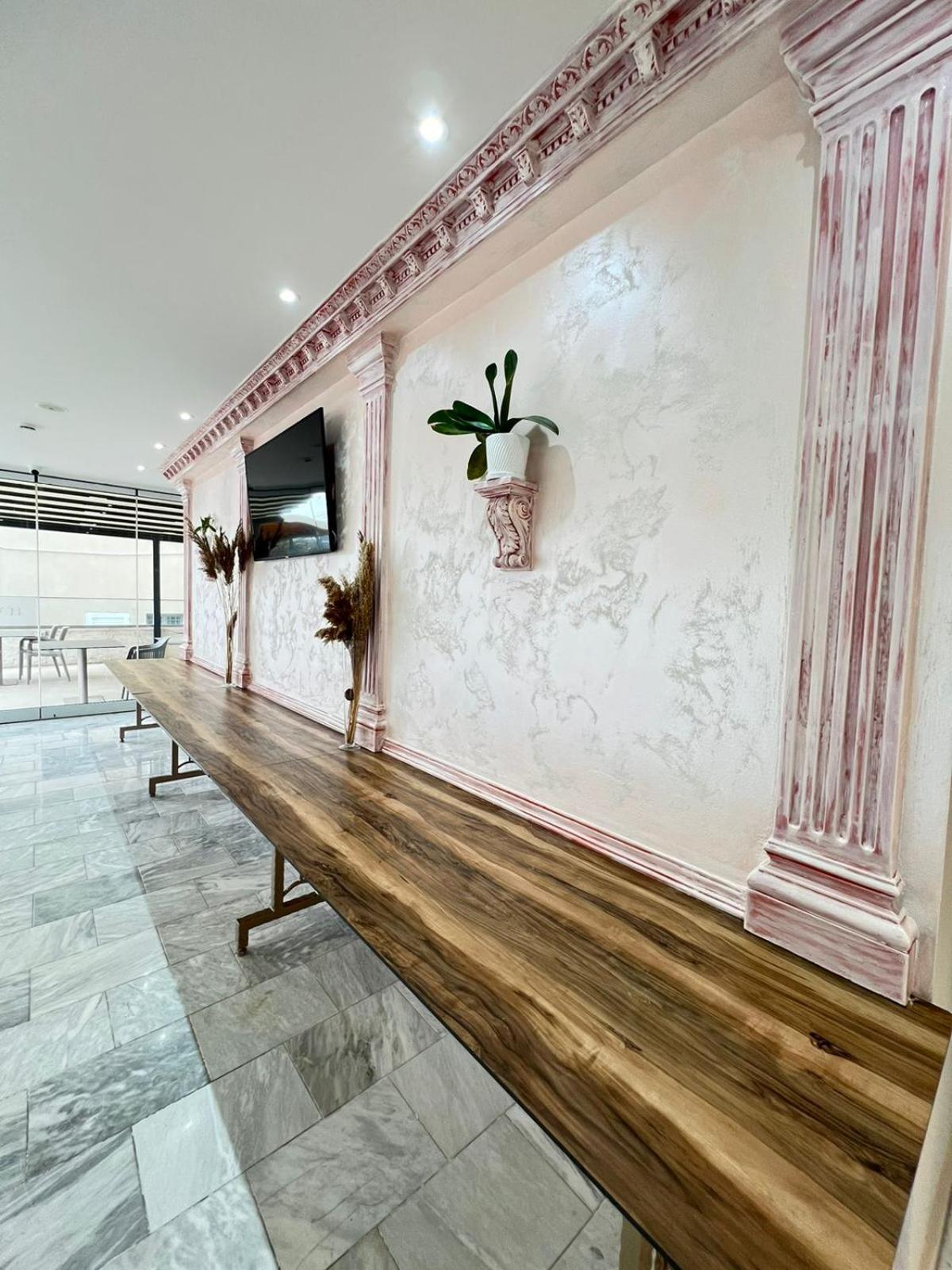 Class Hotel Ксамил Экстерьер фото