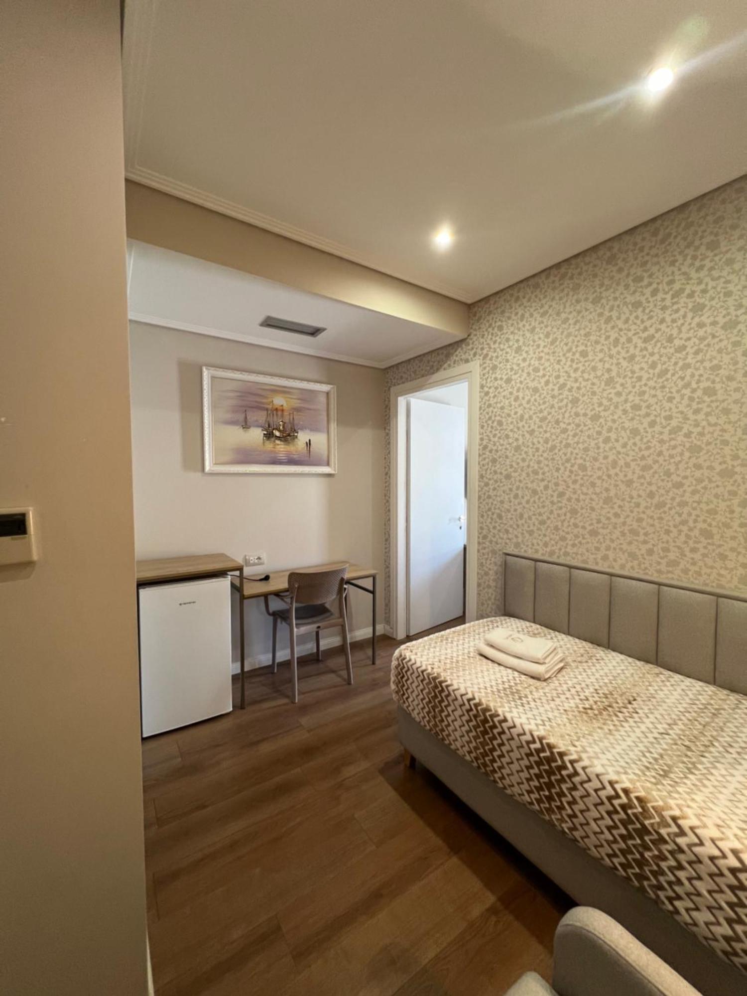 Class Hotel Ксамил Экстерьер фото