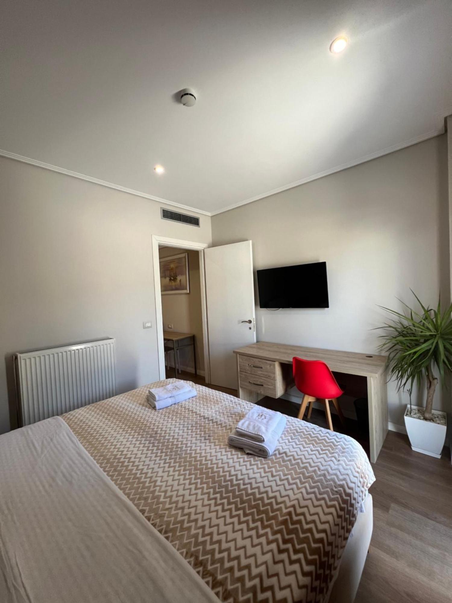 Class Hotel Ксамил Экстерьер фото